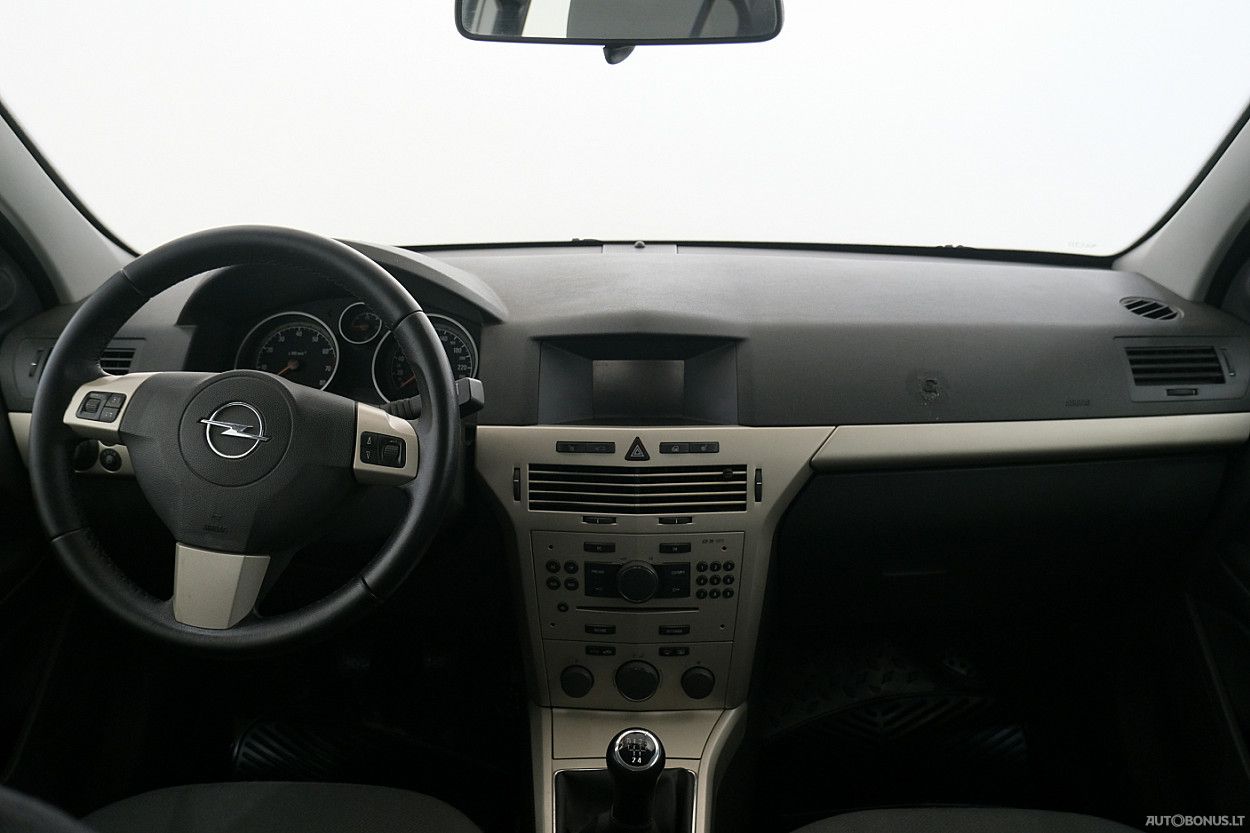 Opel Astra | 4