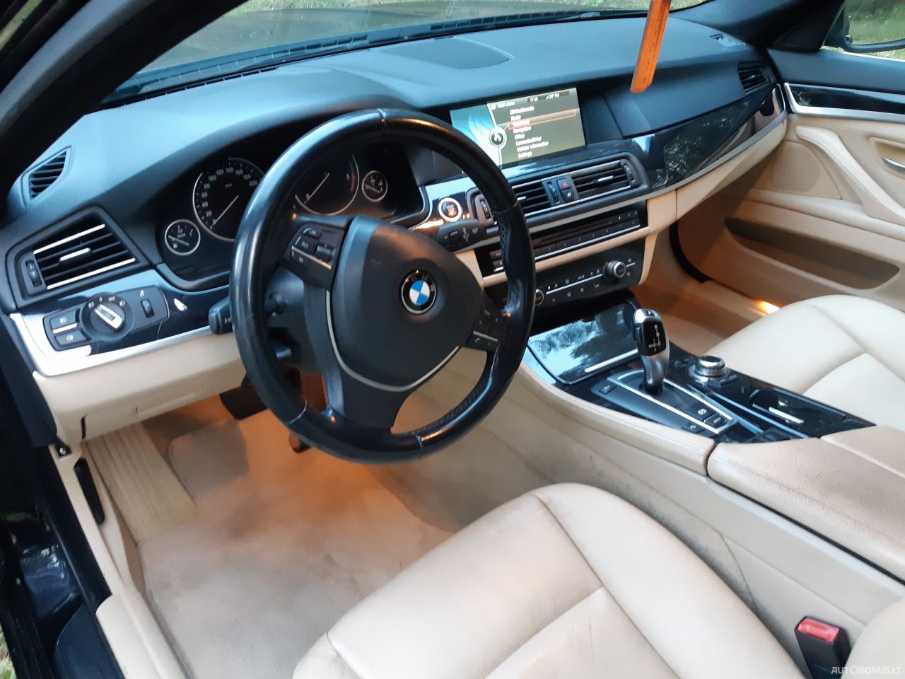 BMW 520 | 7