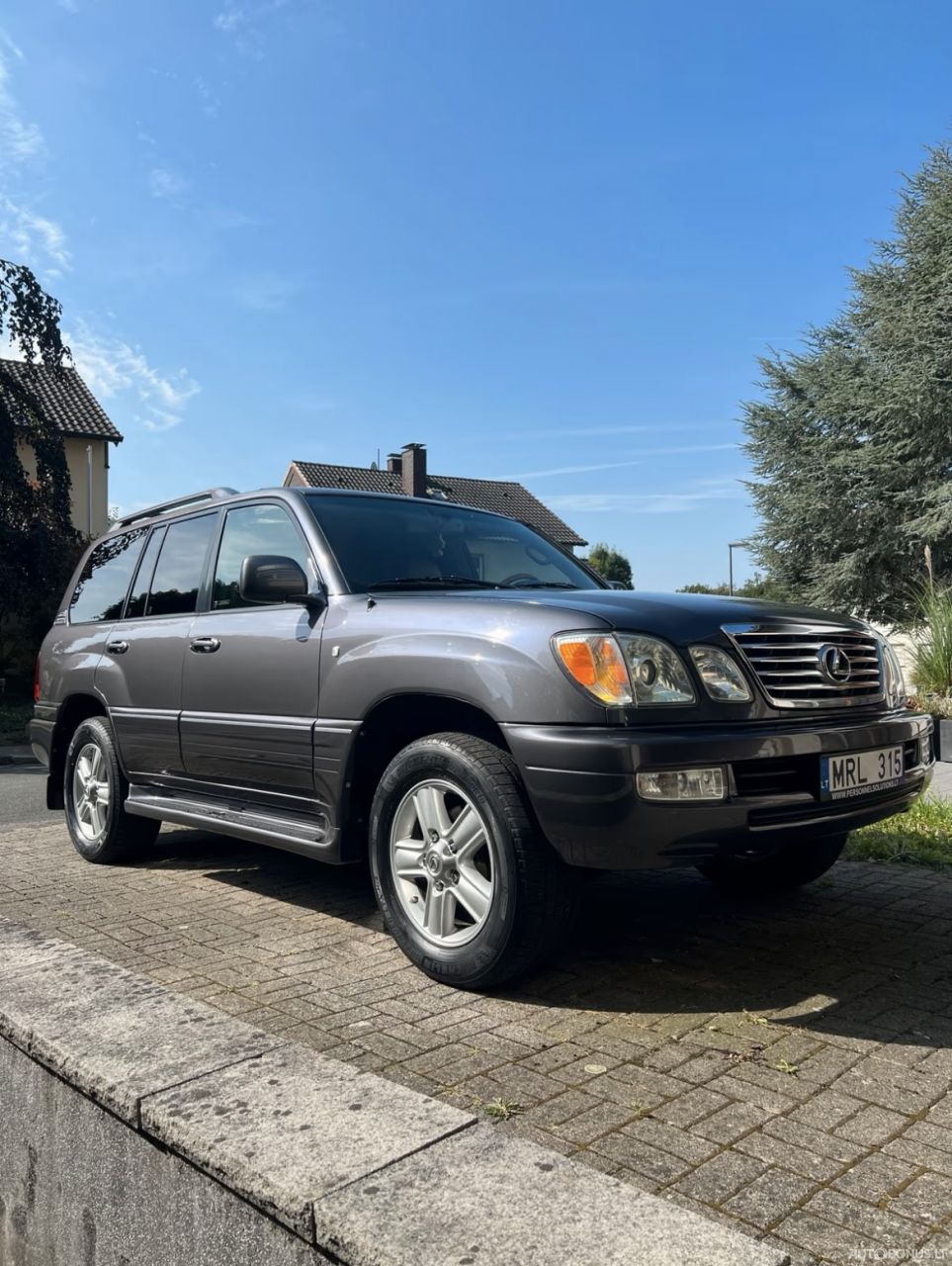 Lexus LX 470