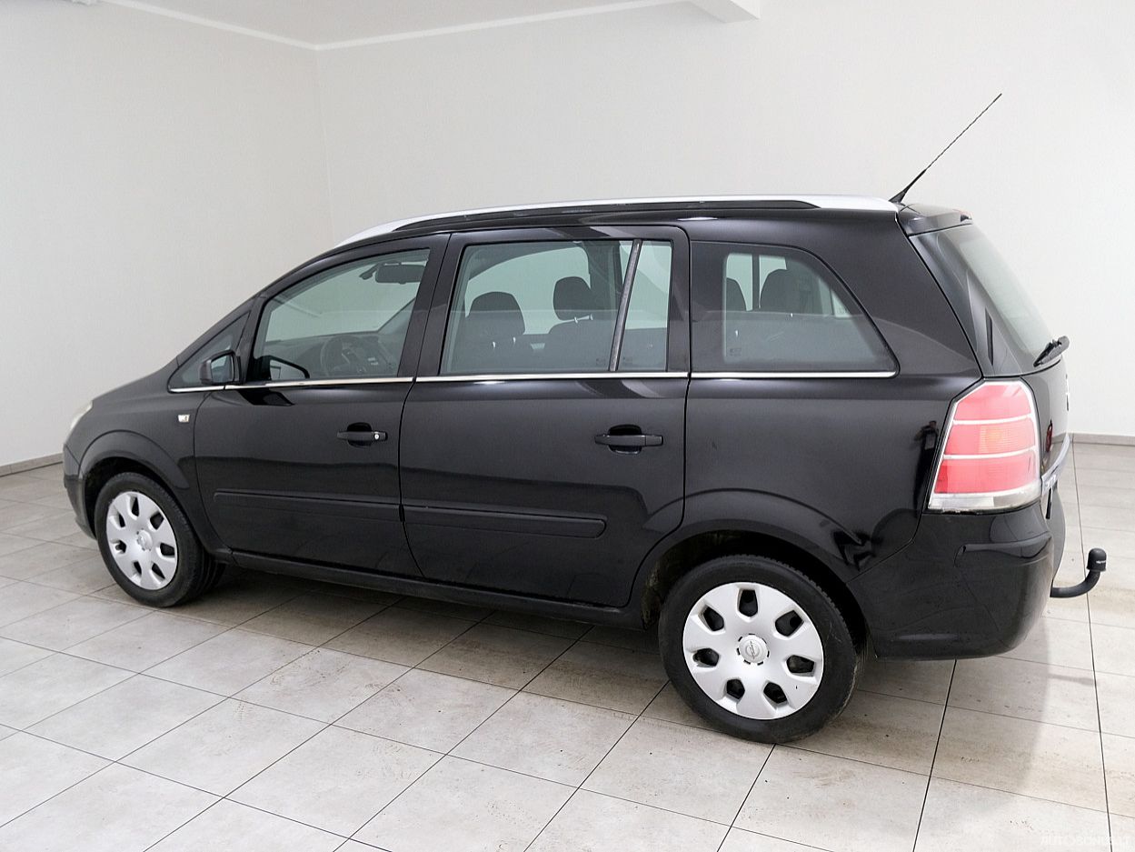 Opel Zafira | 3