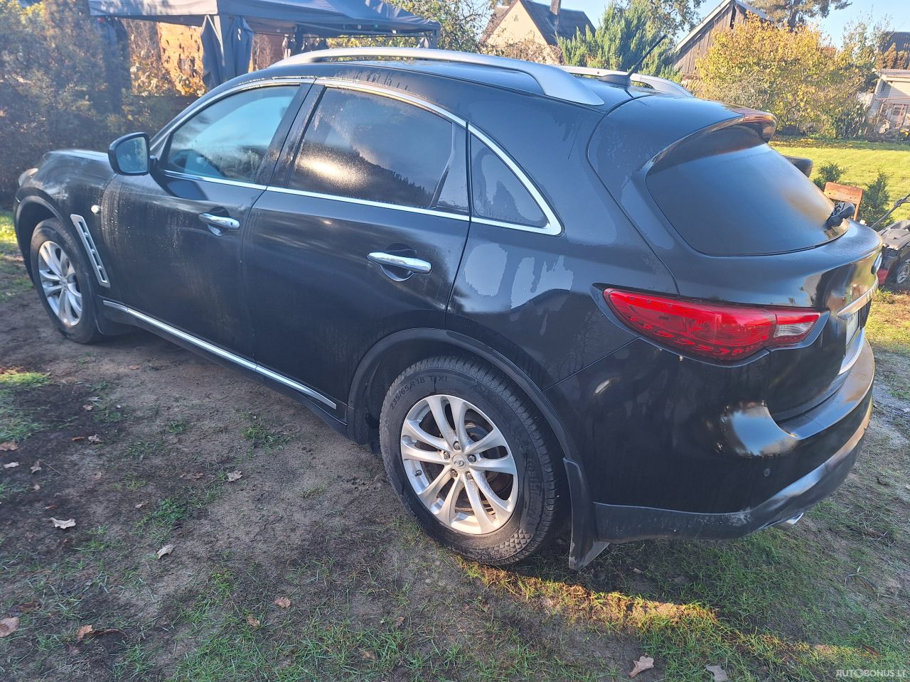 Infiniti FX35 | 1