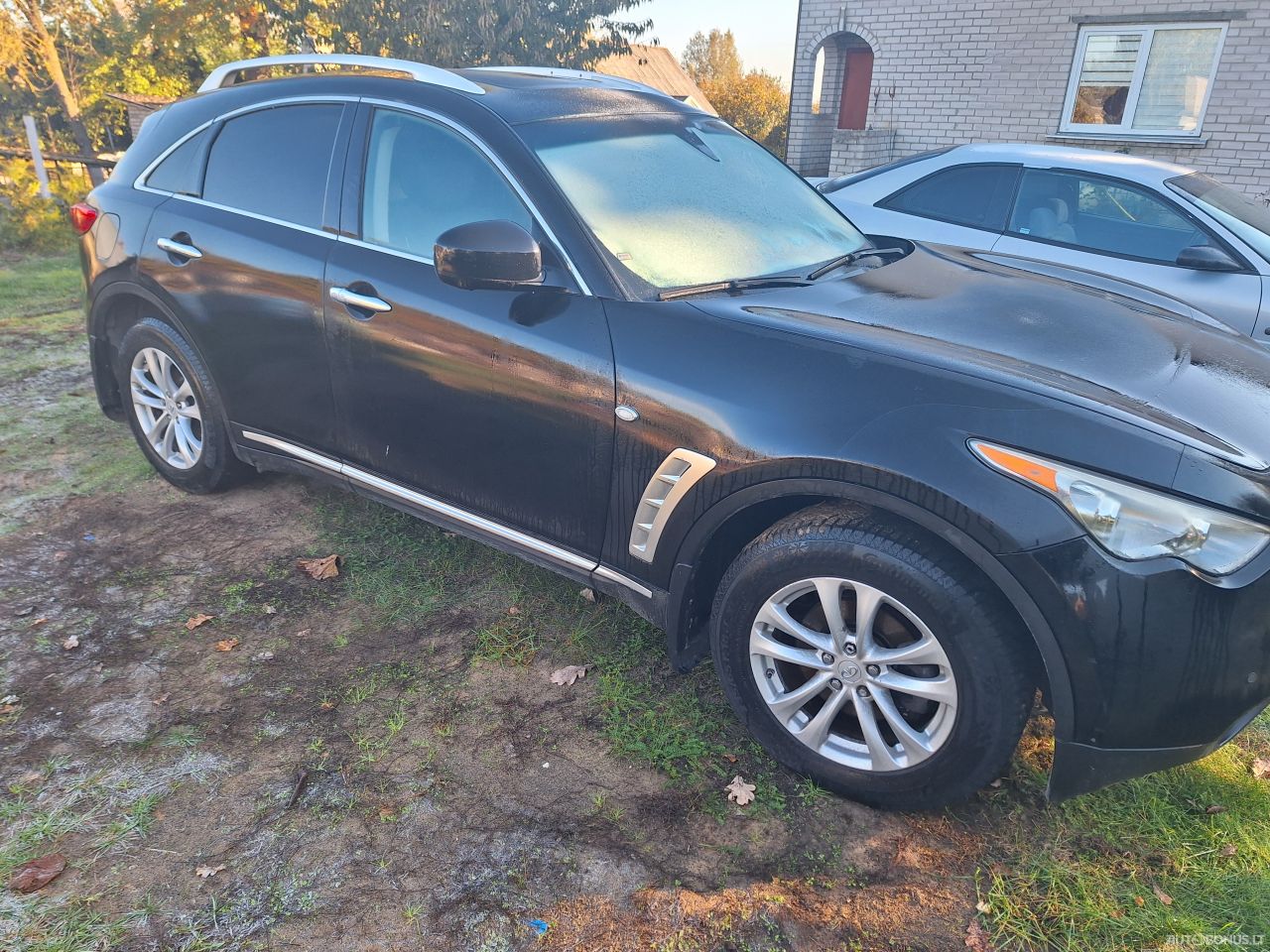 Infiniti FX35 | 2