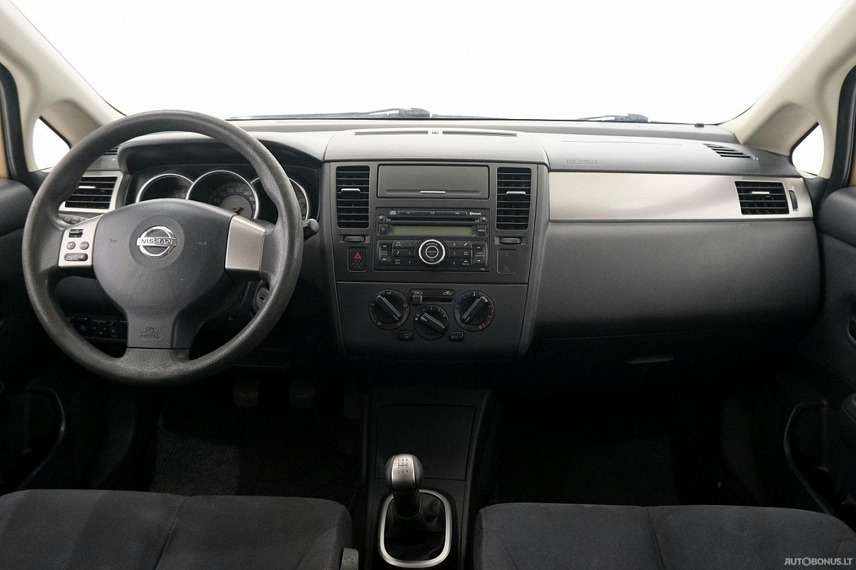 Nissan Tiida | 4