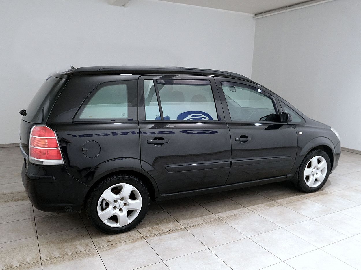 Opel Zafira | 2