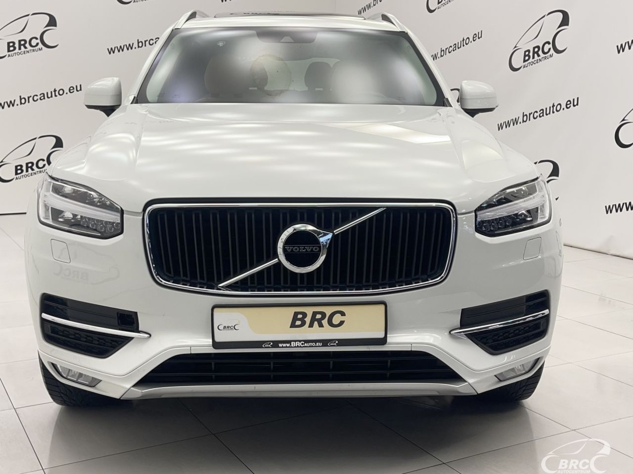 Volvo XC90 | 38