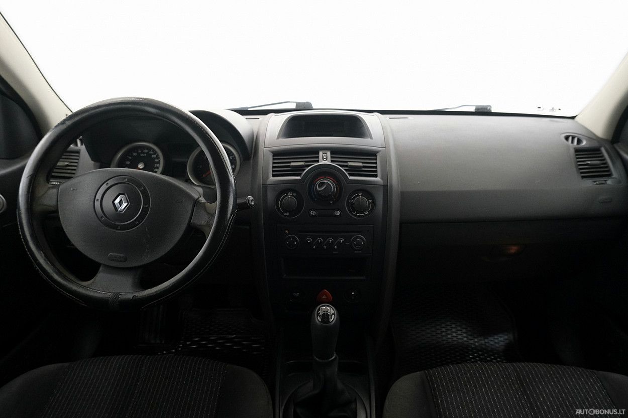 Renault Megane | 4
