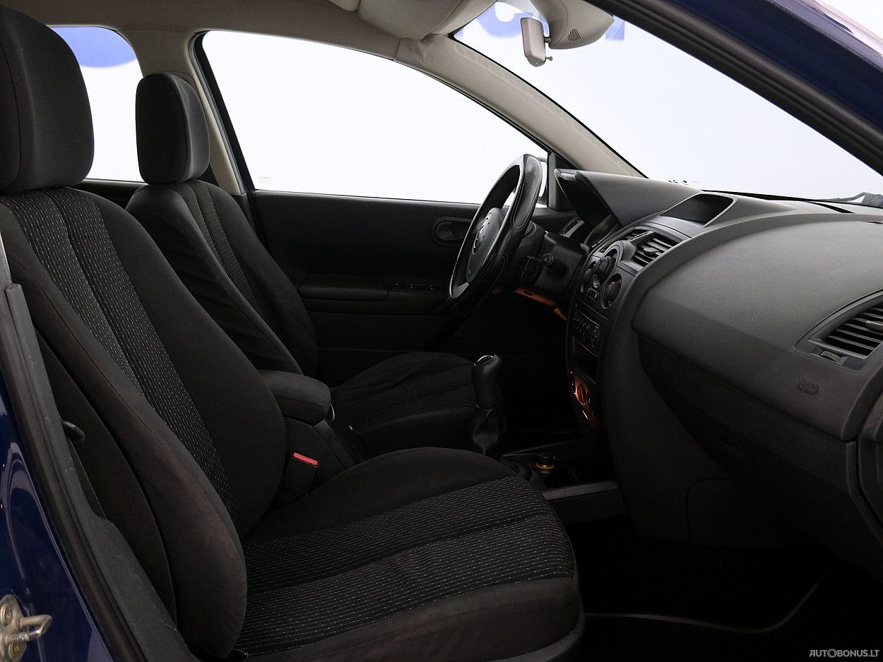 Renault Megane | 5