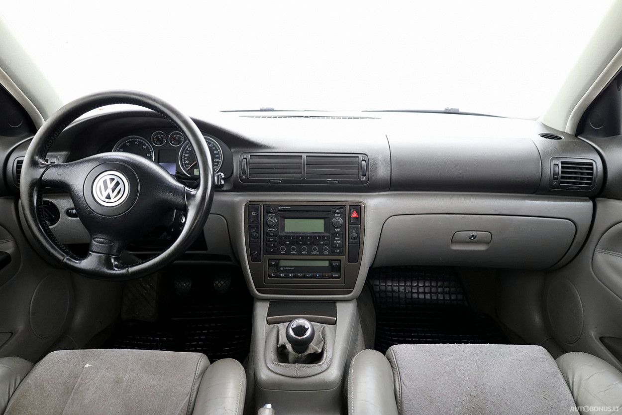 Volkswagen Passat | 4