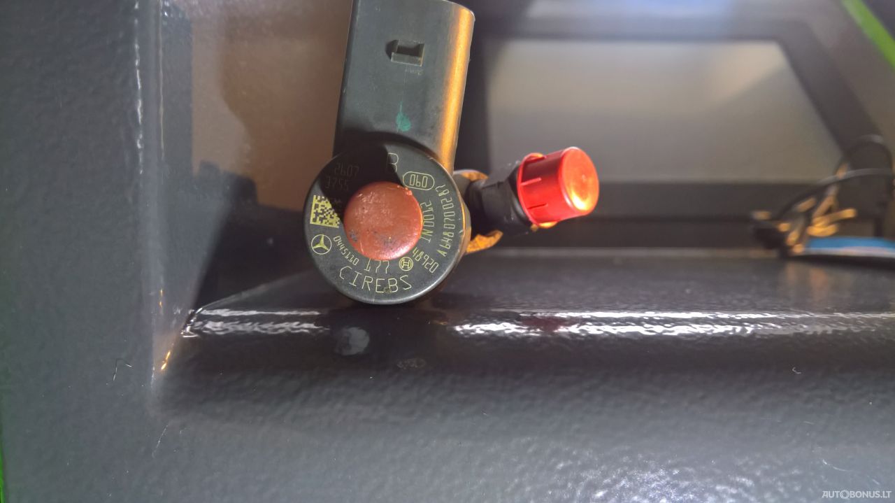 Mercedes-Benz E280 | 1