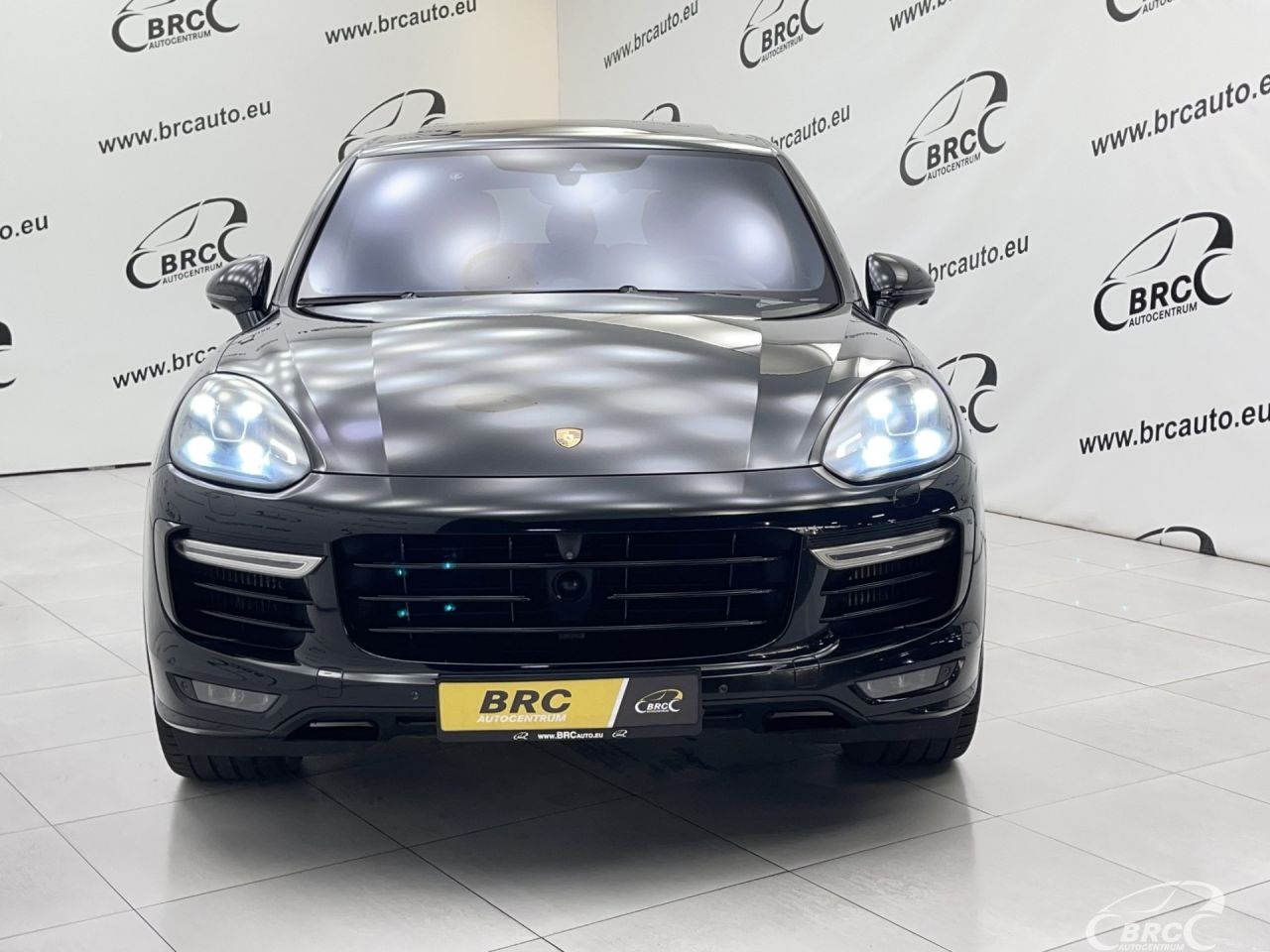 Porsche Cayenne | 64