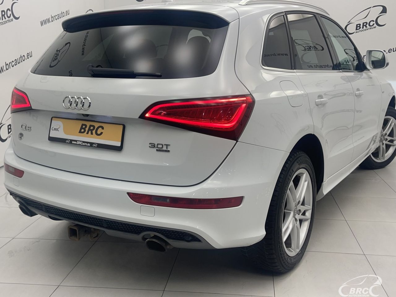 Audi Q5 | 48