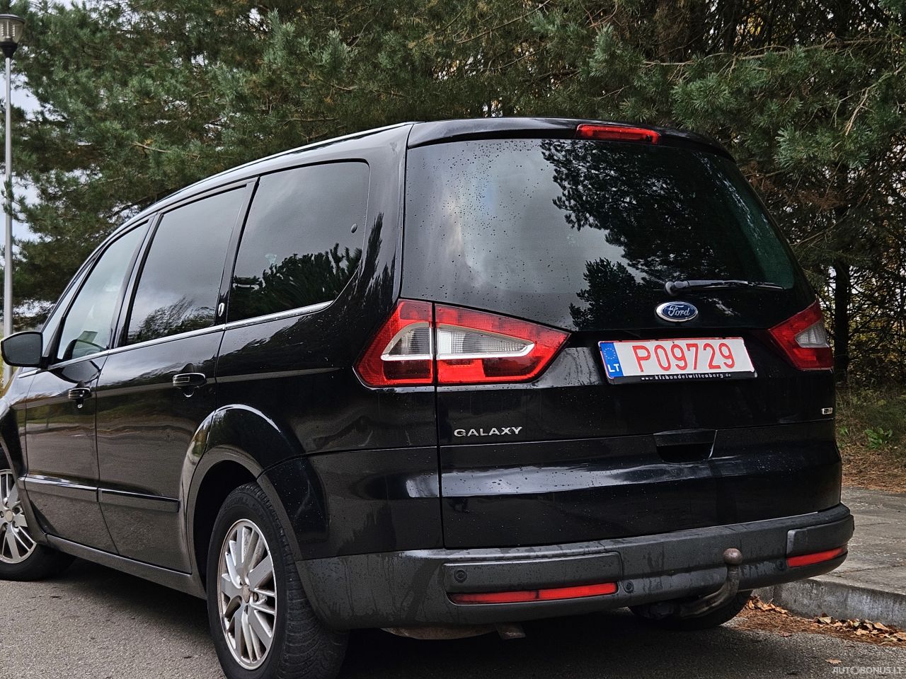 Ford Galaxy | 12