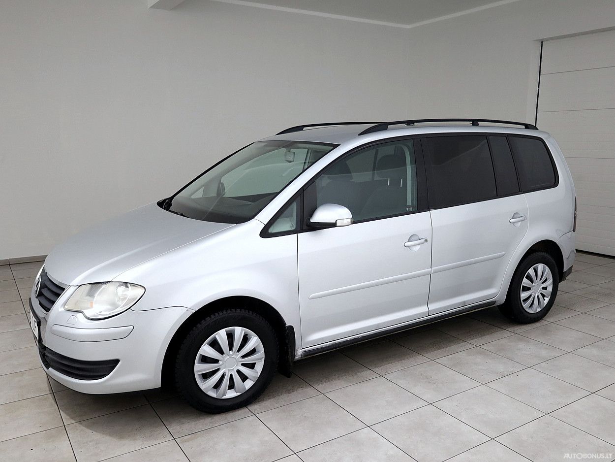 Volkswagen Touran | 1