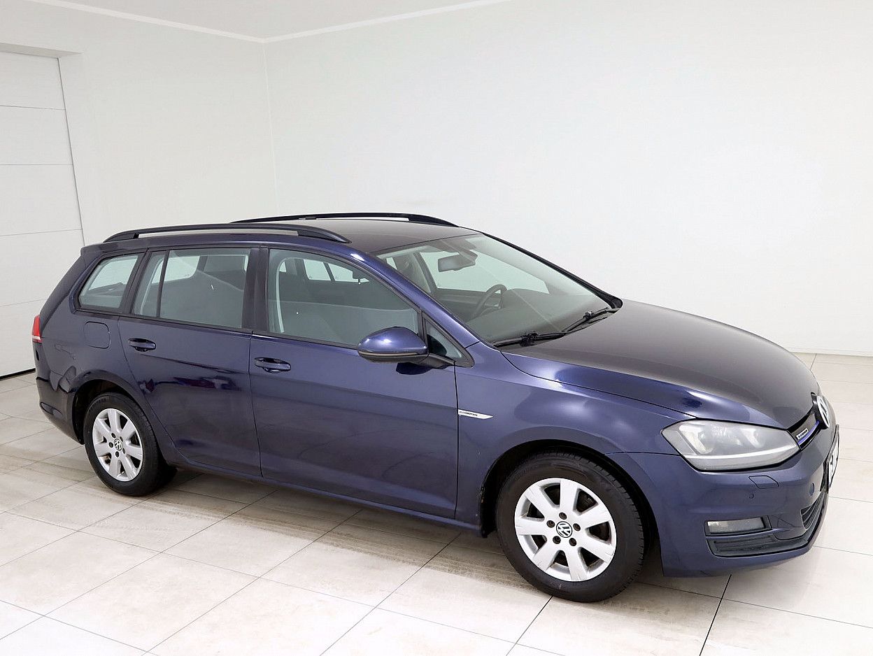 Volkswagen Golf | 0