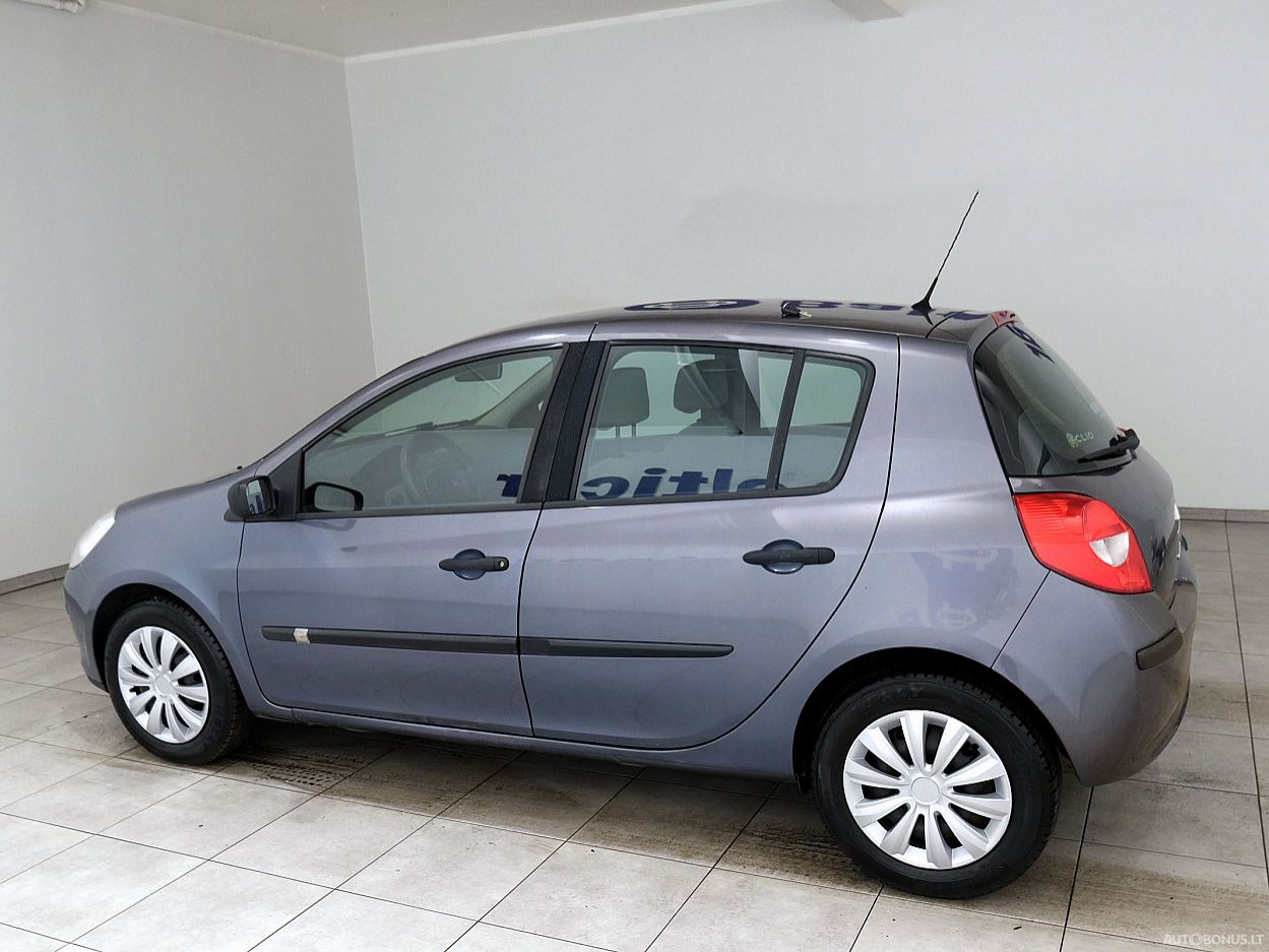 Renault Clio | 3