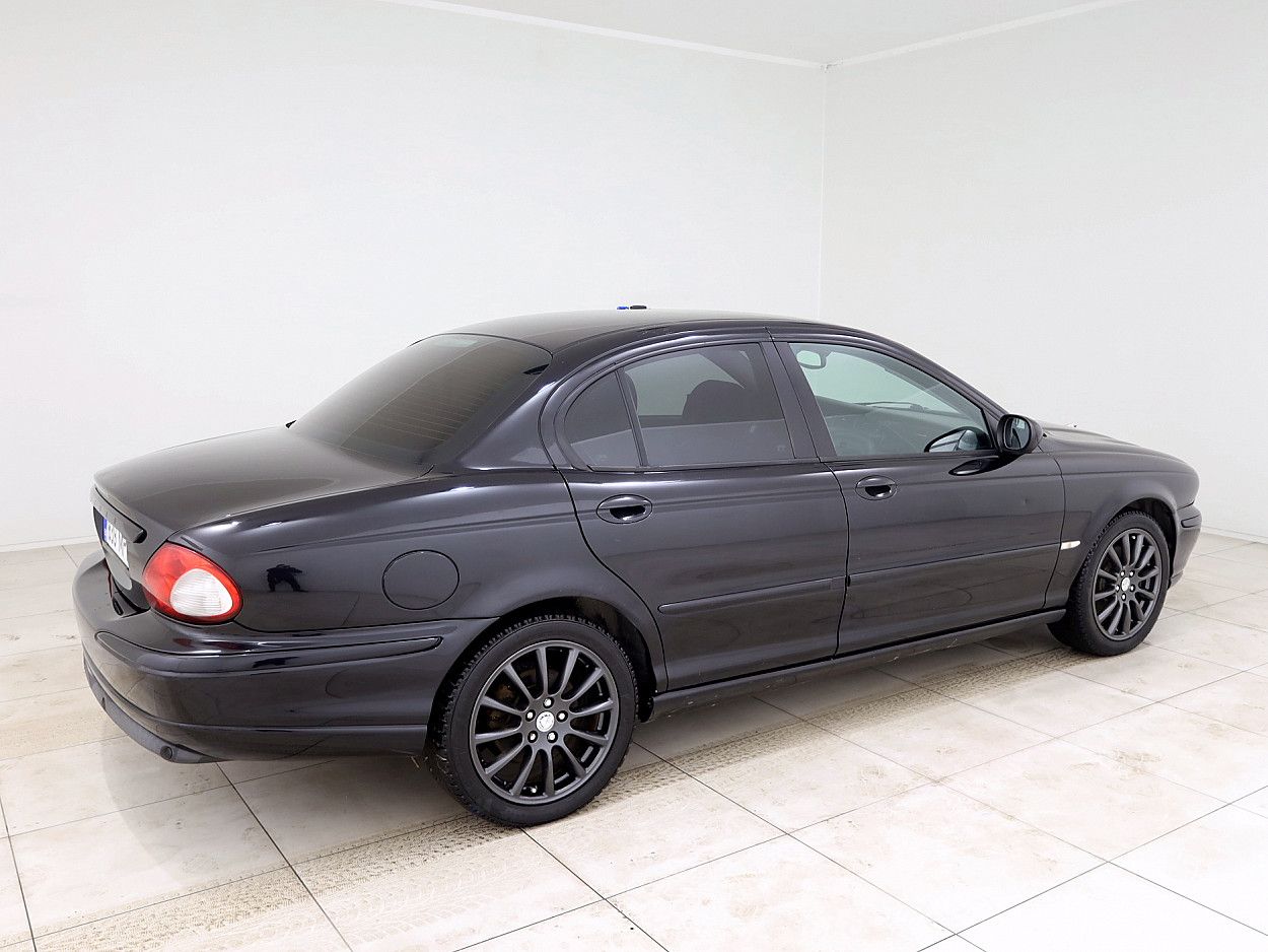 Jaguar X-Type | 2