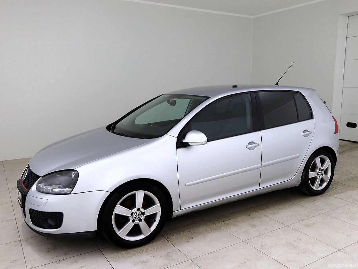 Volkswagen Golf | 1