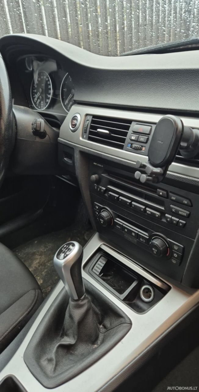 BMW 320 | 10