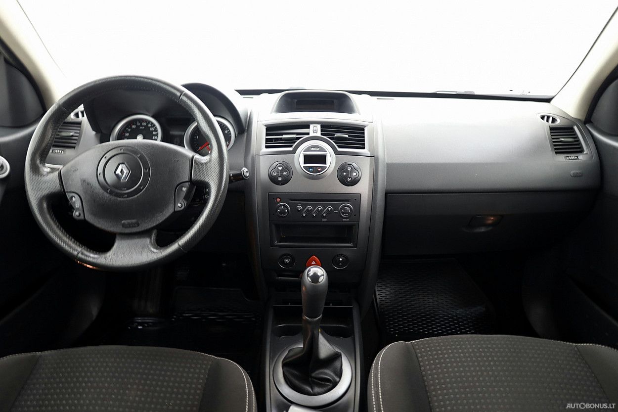 Renault Megane | 4