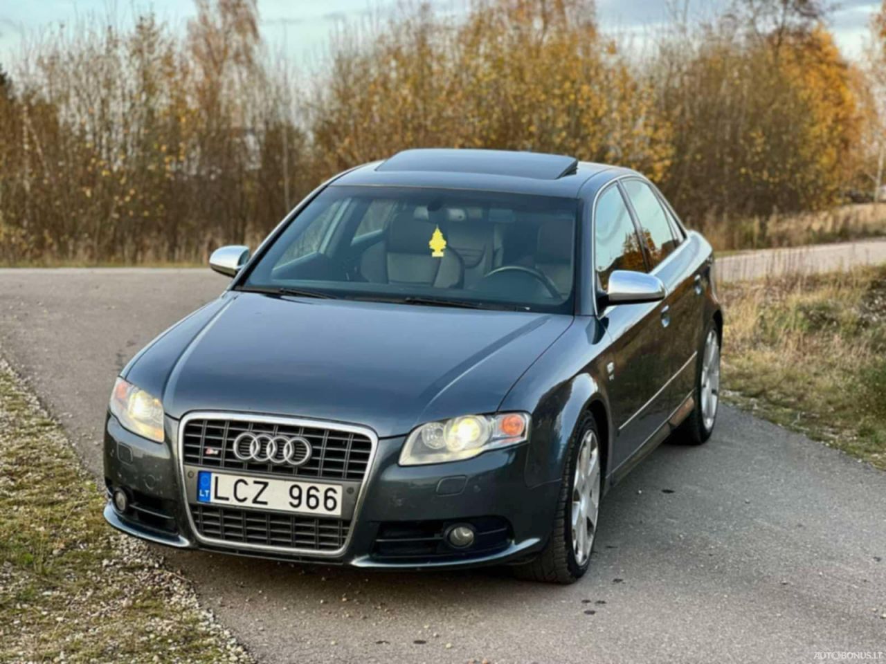 Audi S4 | 10