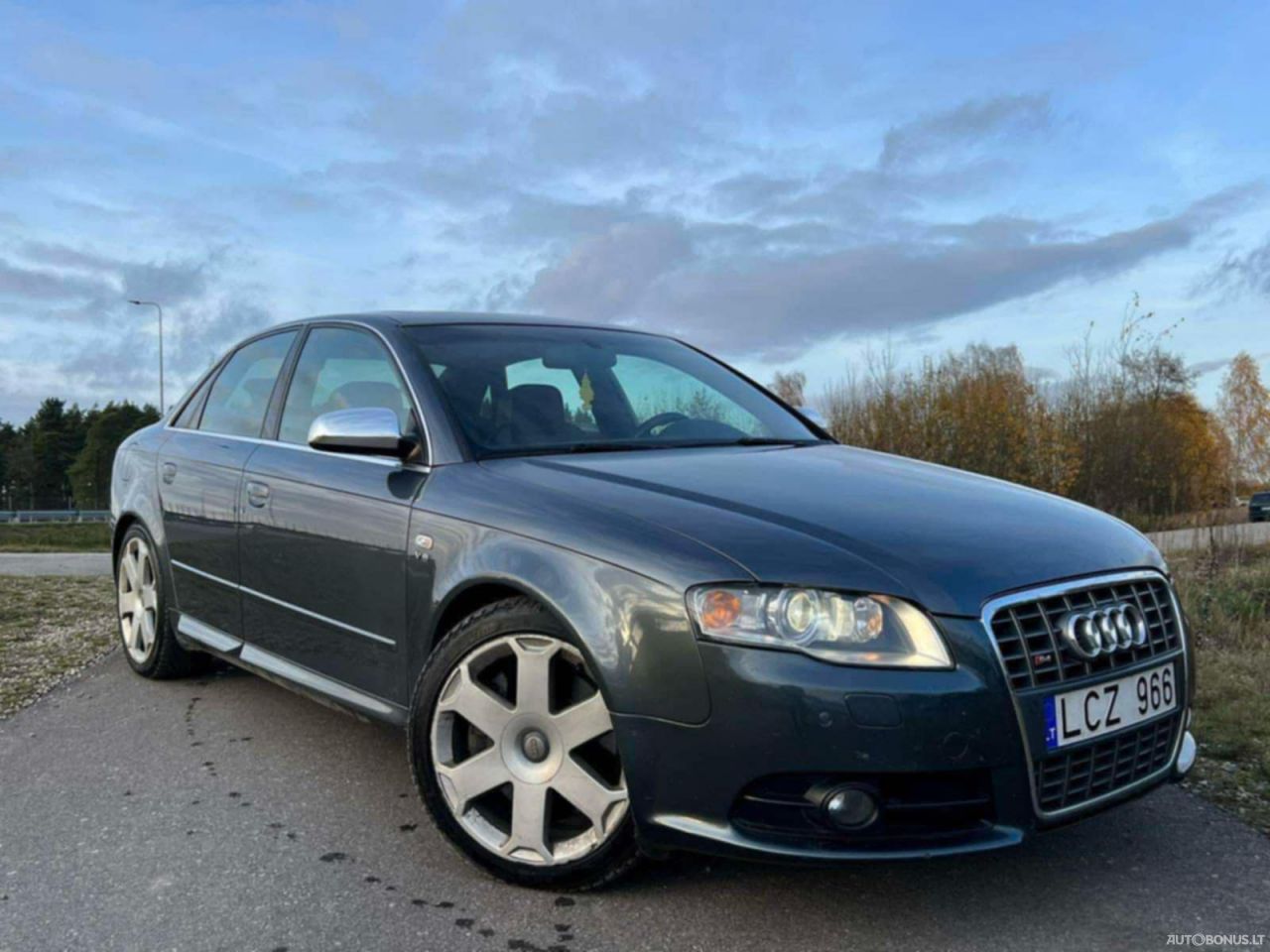 Audi S4 | 8