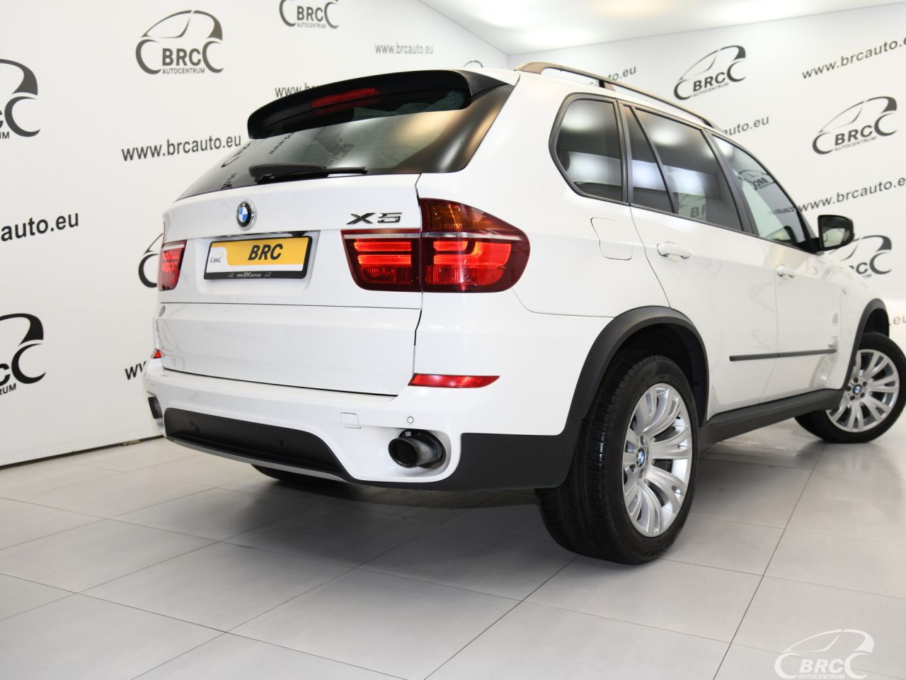 BMW X5 | 52