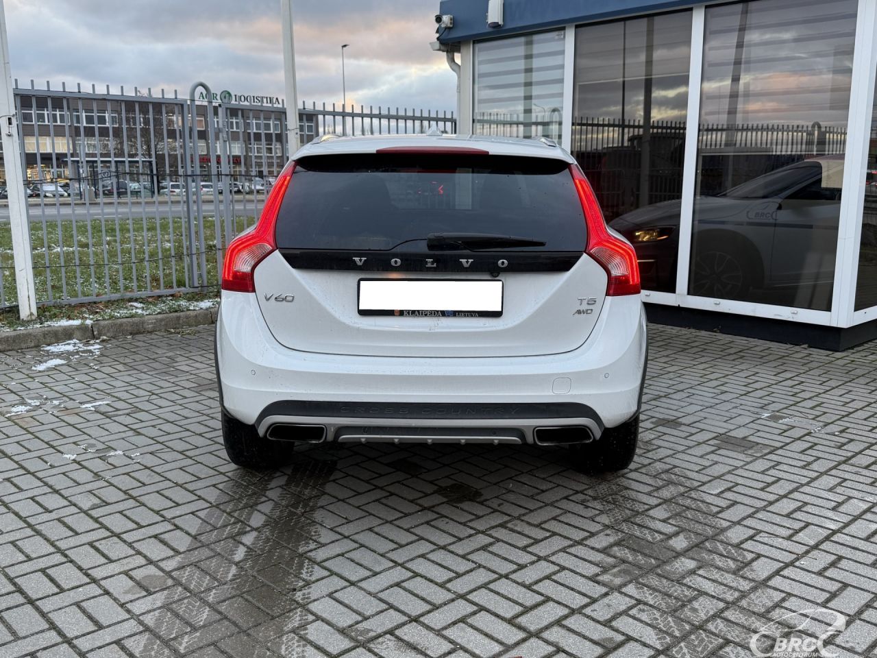 Volvo V60 | 35