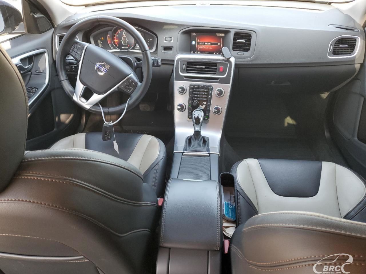 Volvo V60 | 42