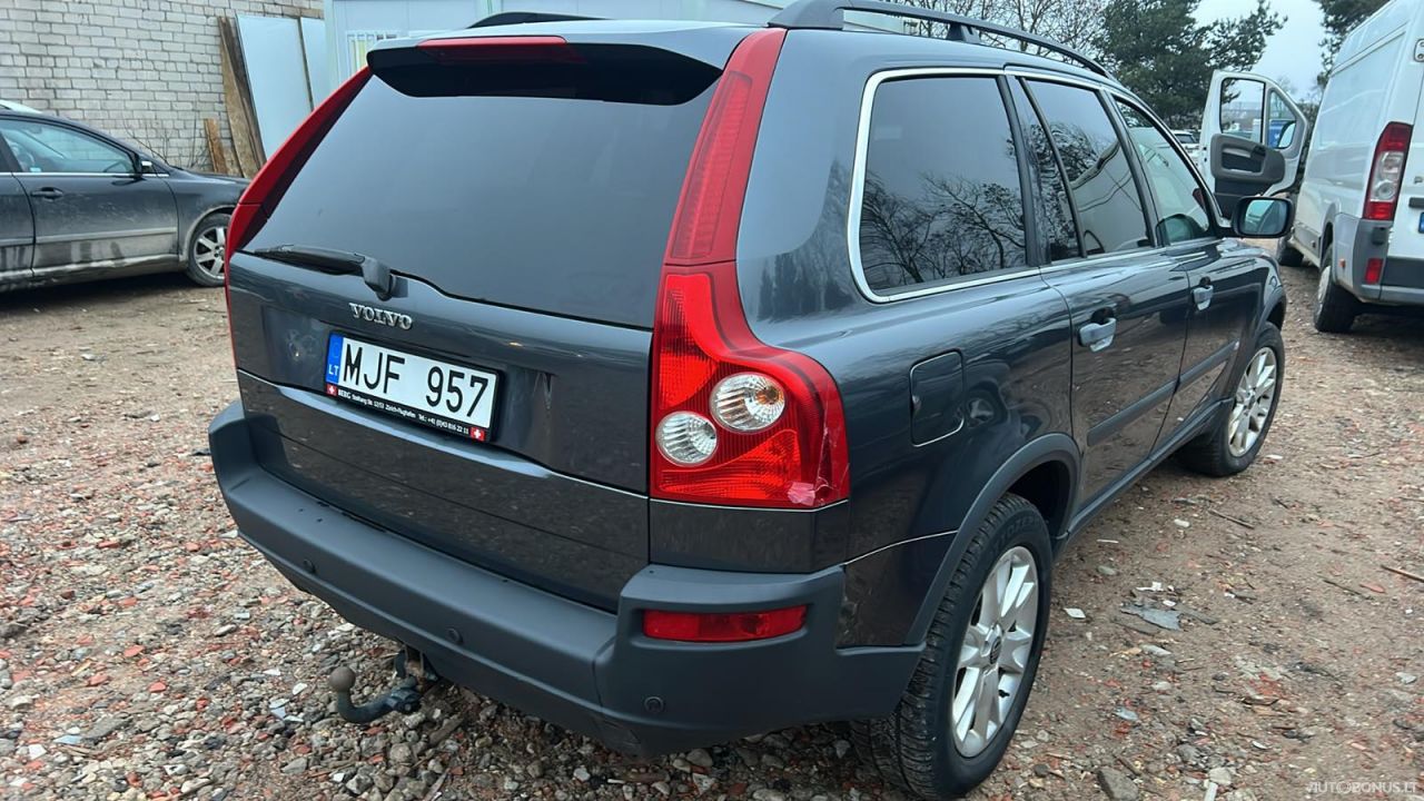 Volvo XC90 | 1