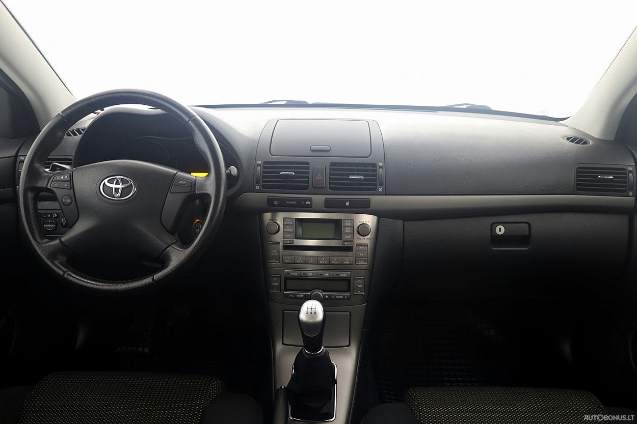 Toyota Avensis | 4