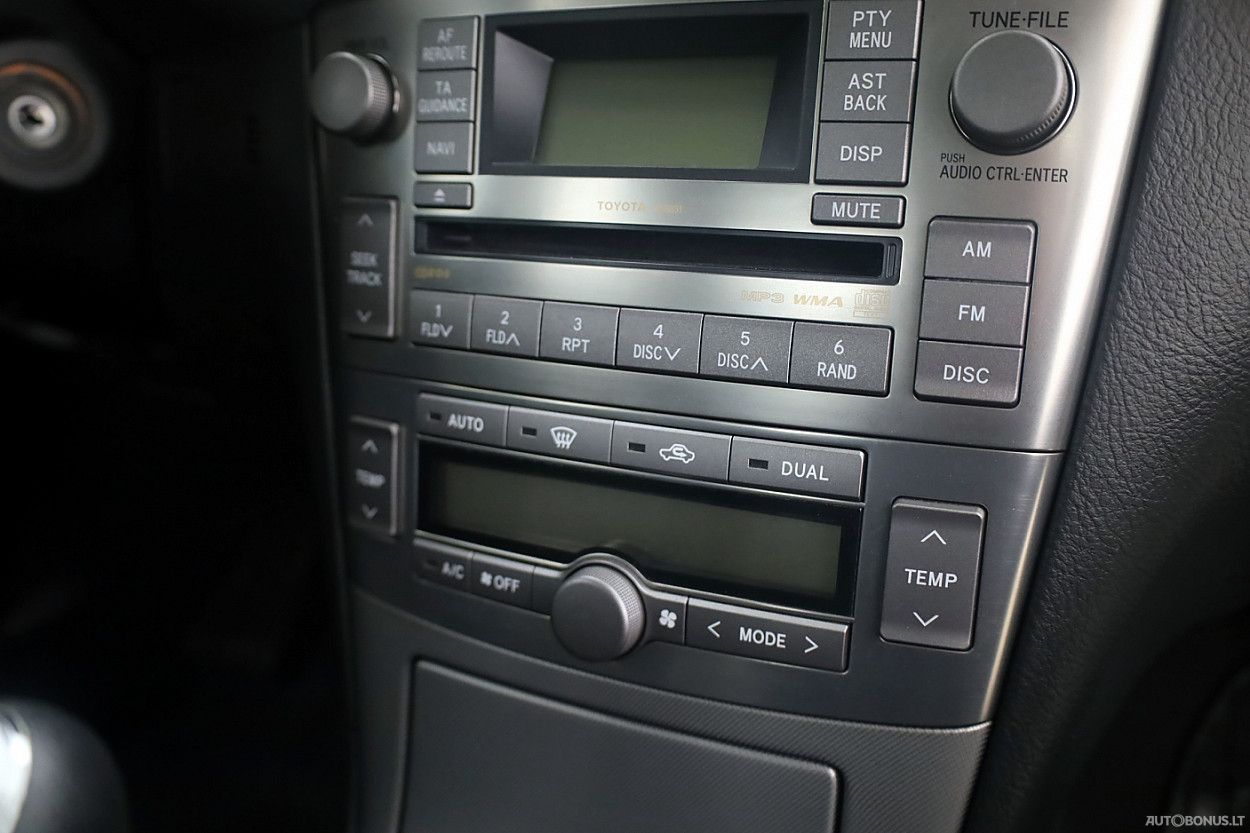 Toyota Avensis | 7
