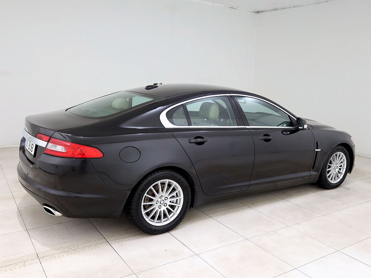 Jaguar XF | 2