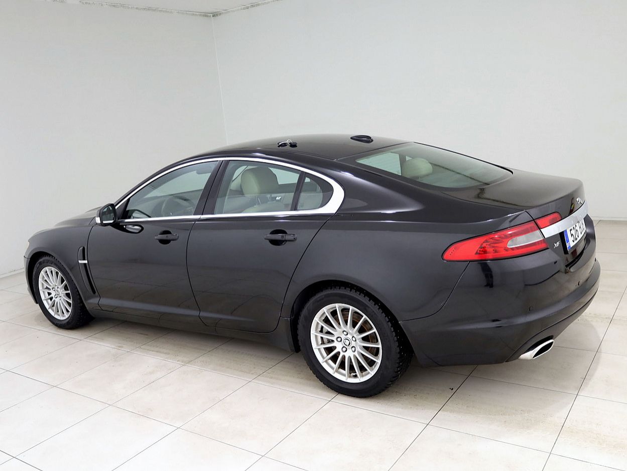 Jaguar XF | 3