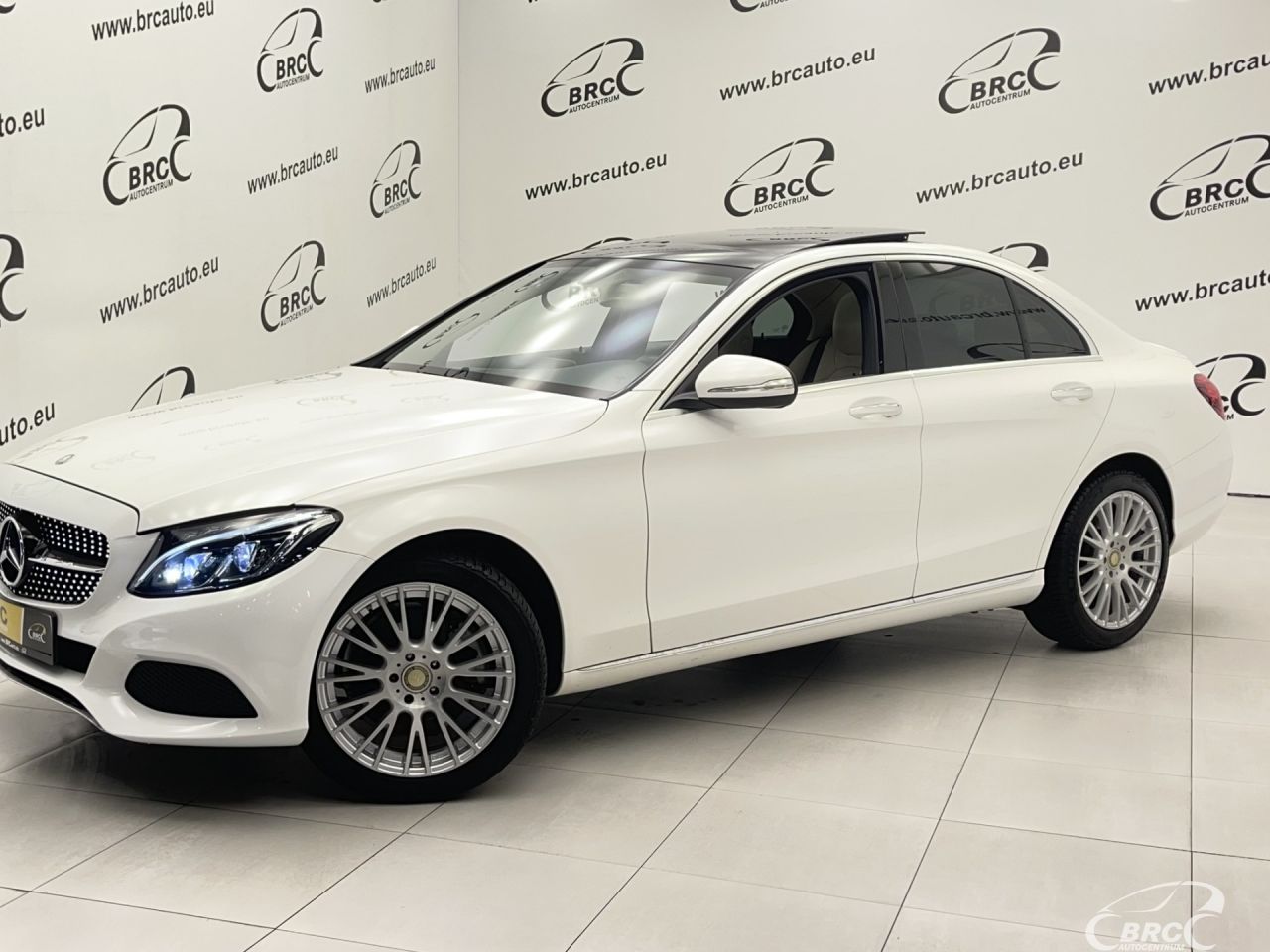 Mercedes-Benz C300