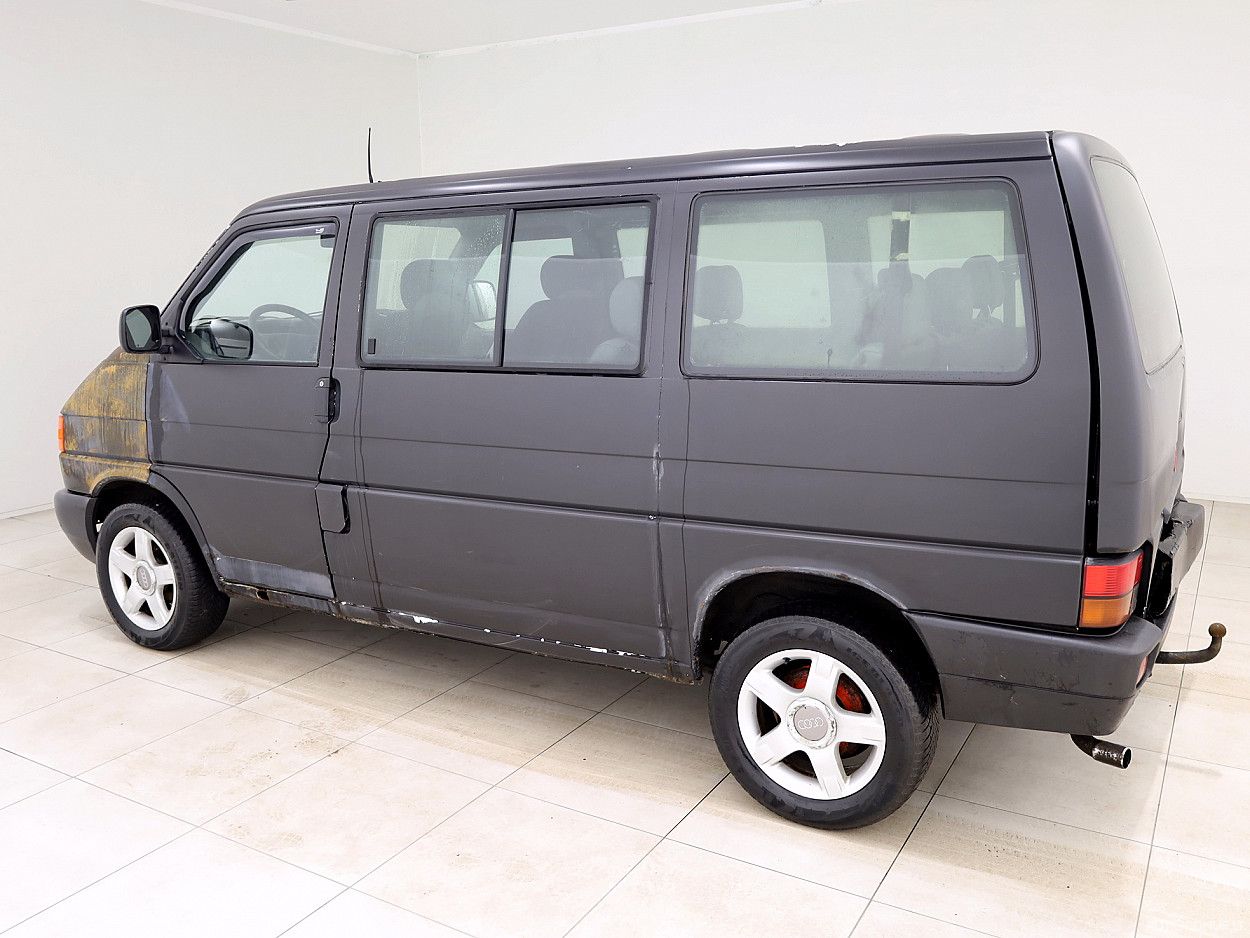 Volkswagen Caravelle | 3