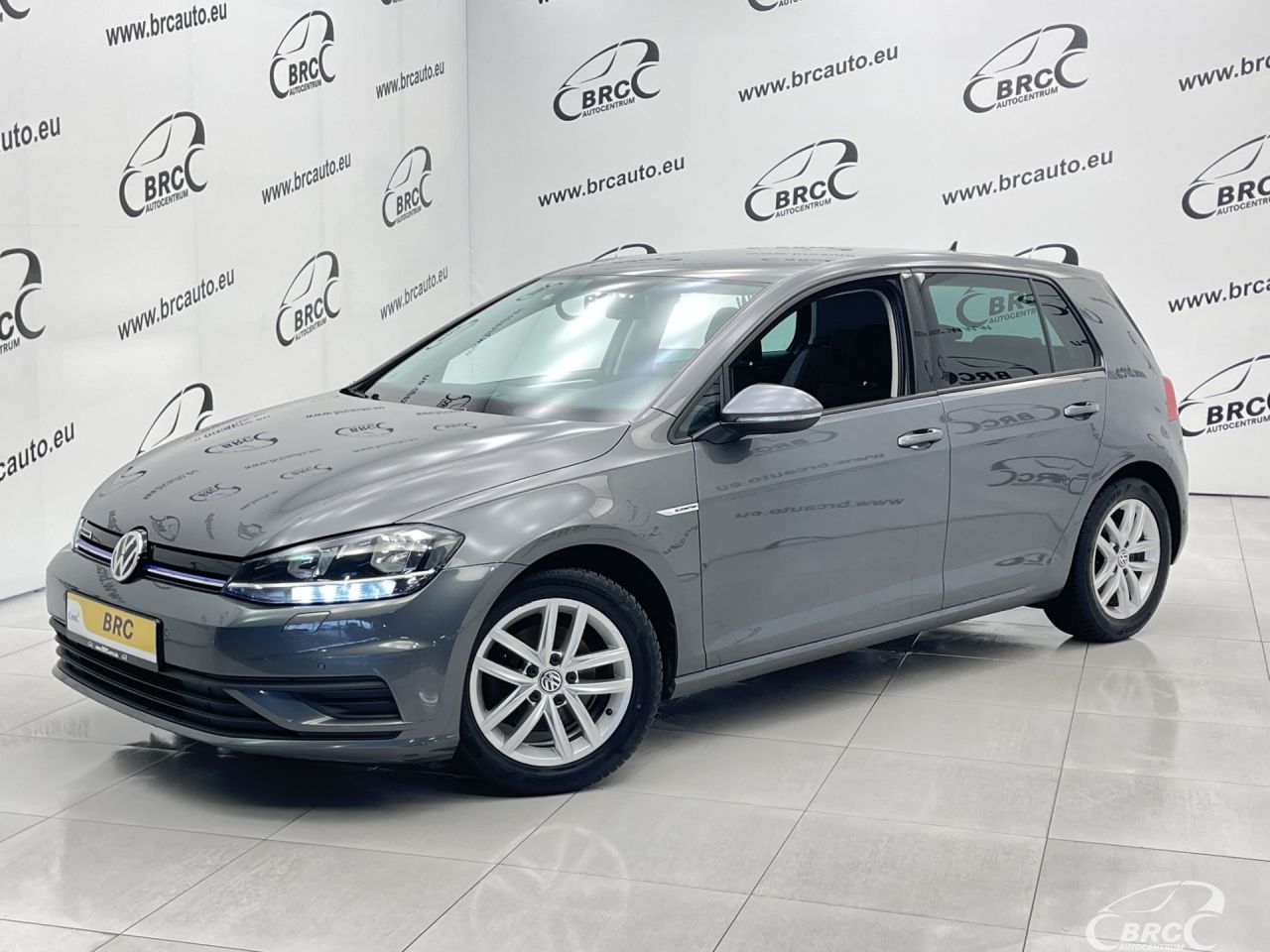 Volkswagen Golf | 0