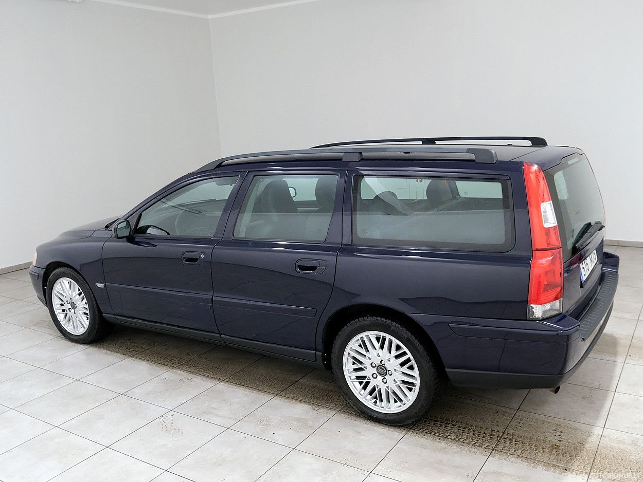 Volvo V70 | 3