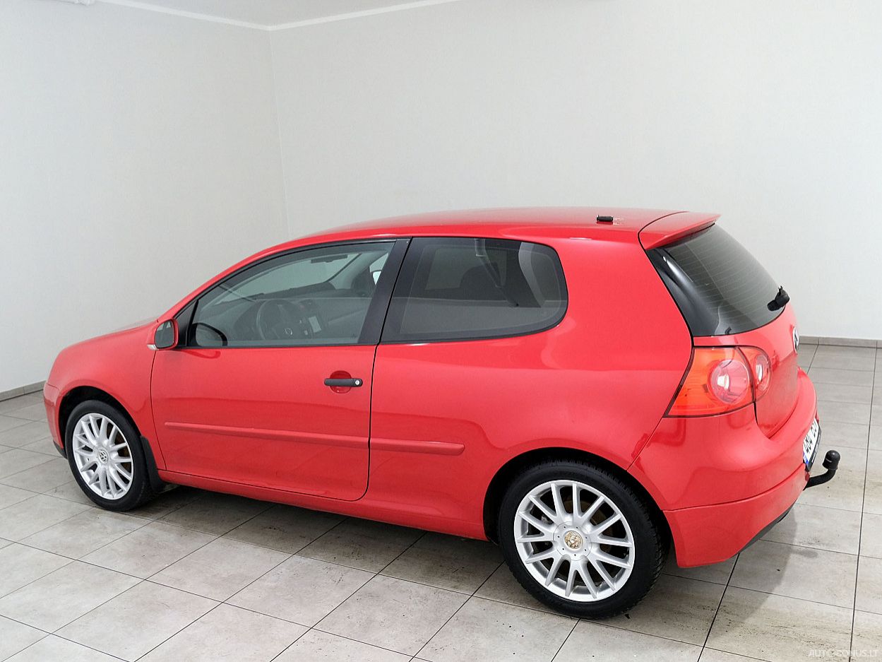 Volkswagen Golf | 3