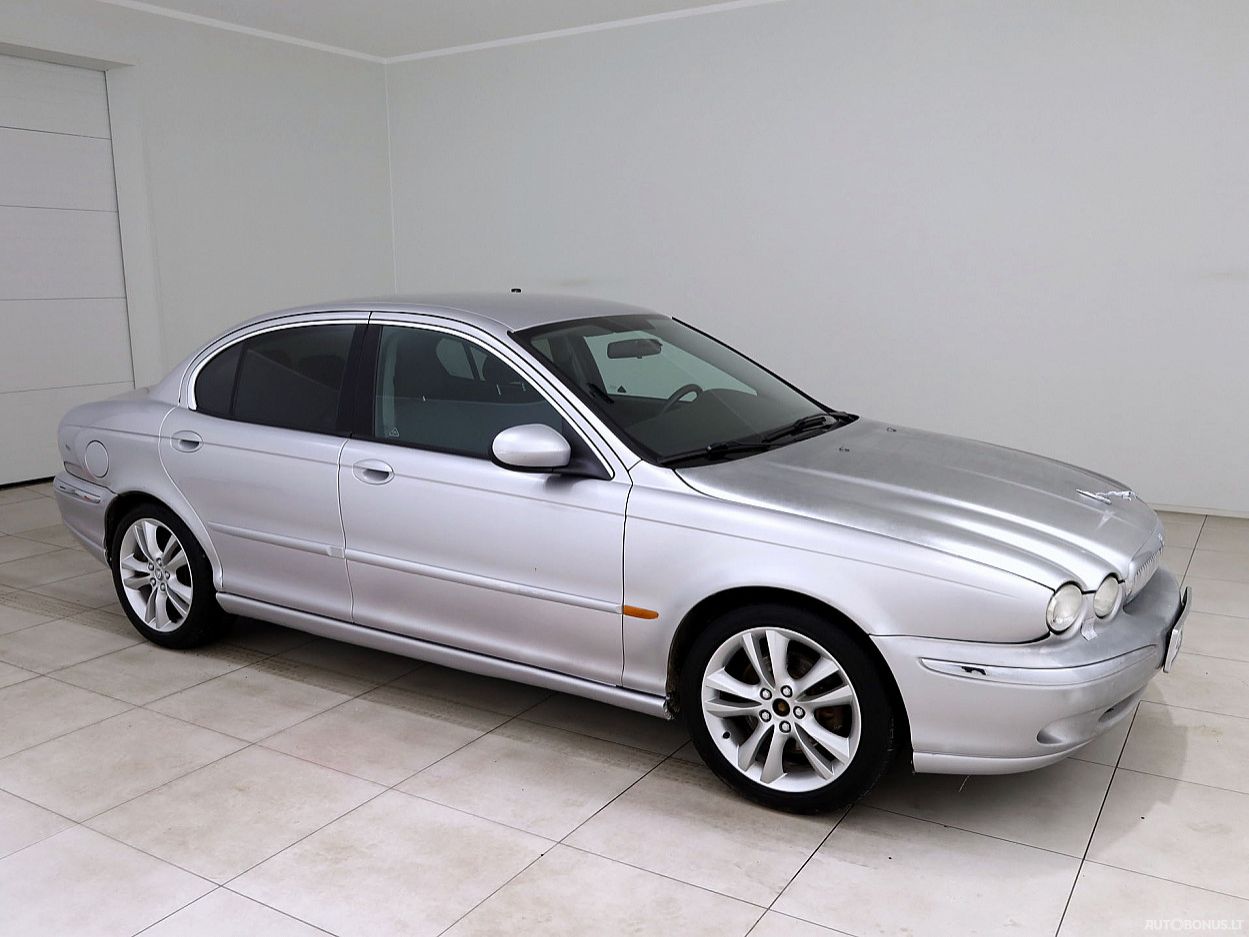 Jaguar X-Type