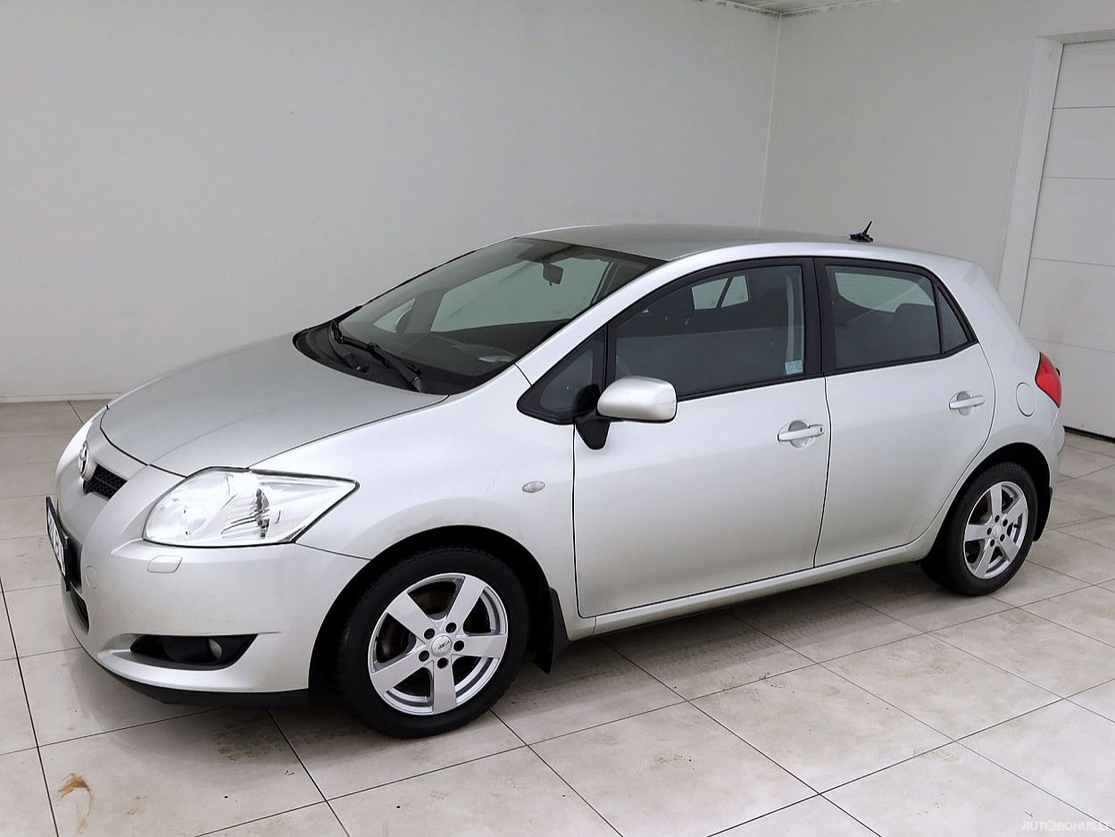 Toyota Auris | 1