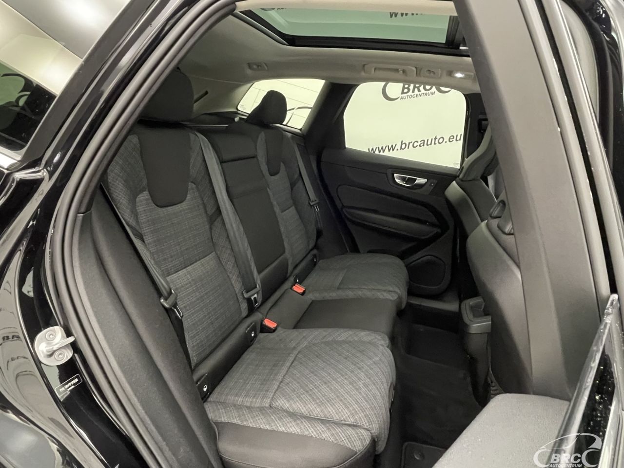 Volvo XC60 | 10