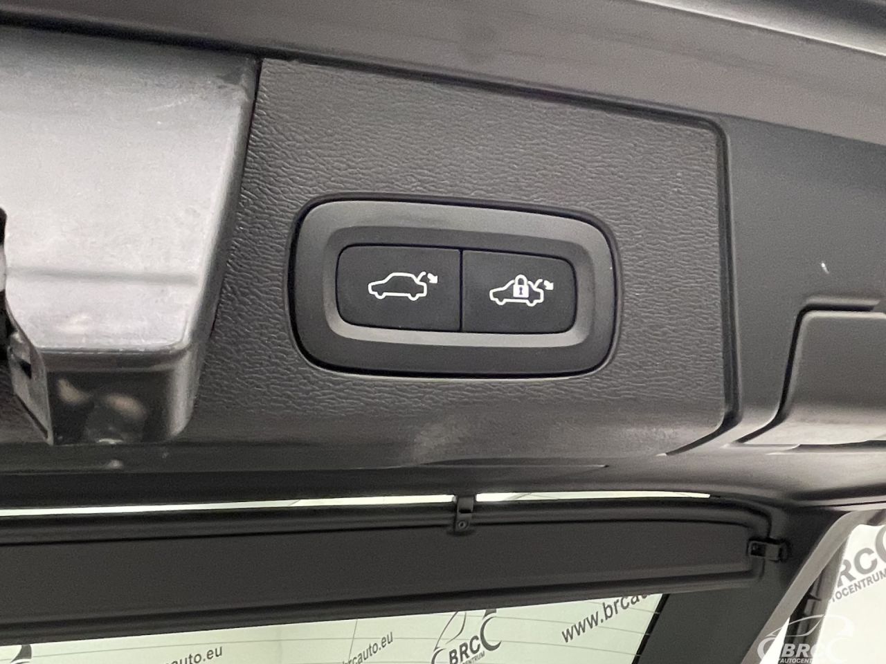 Volvo XC60 | 38