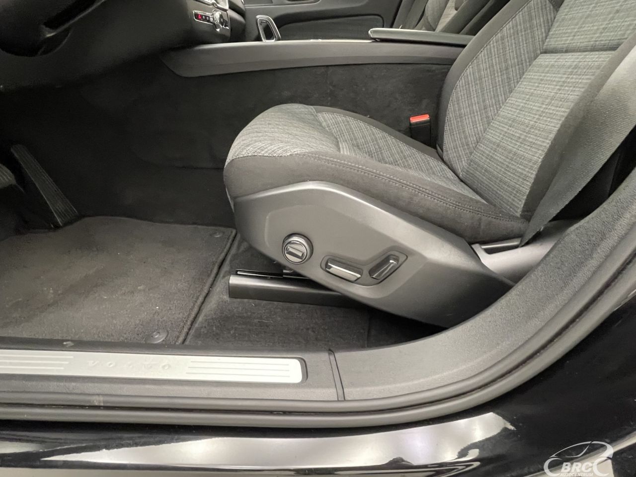 Volvo XC60 | 18