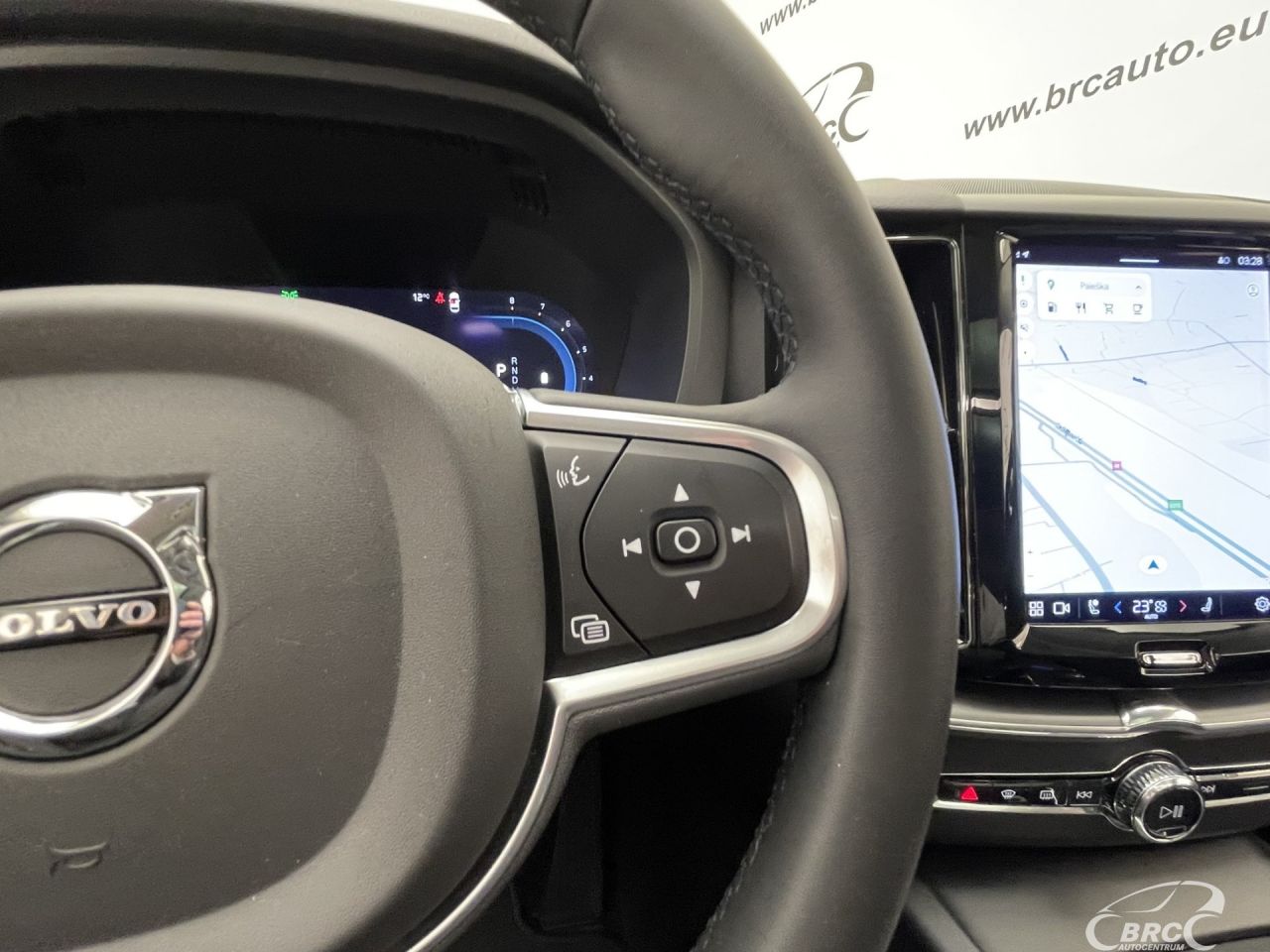 Volvo XC60 | 25
