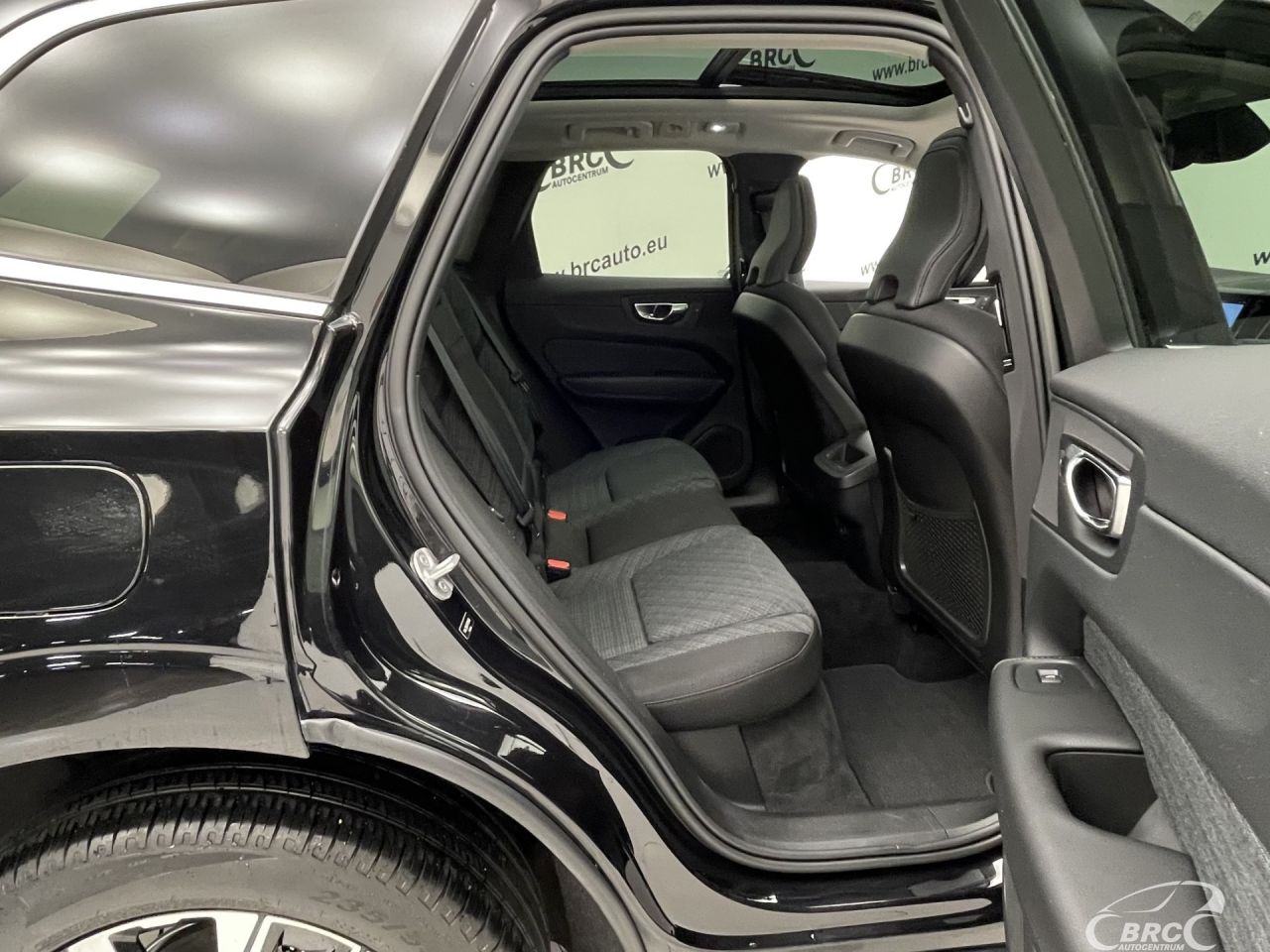 Volvo XC60 | 8