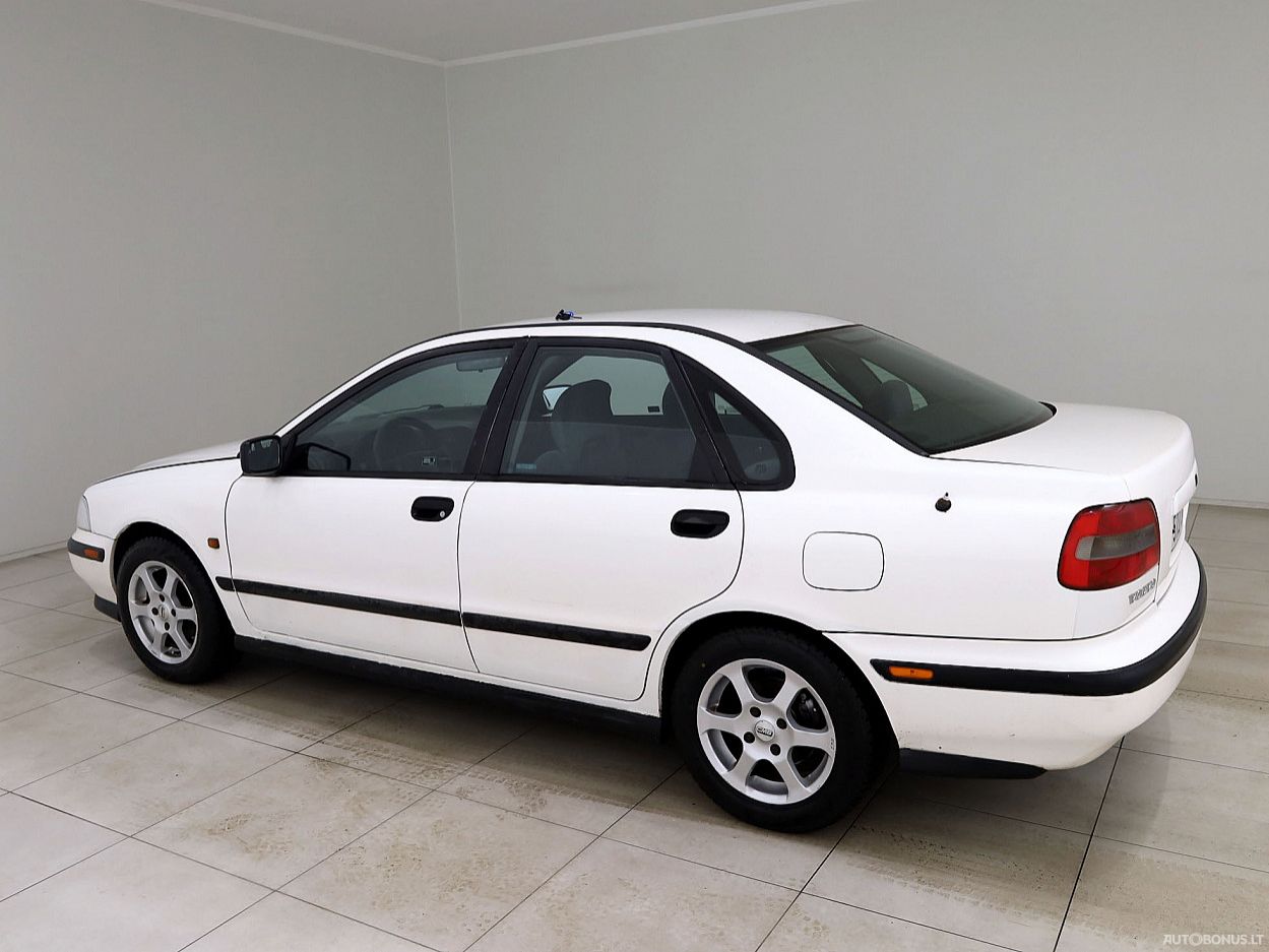 Volvo S40 | 3