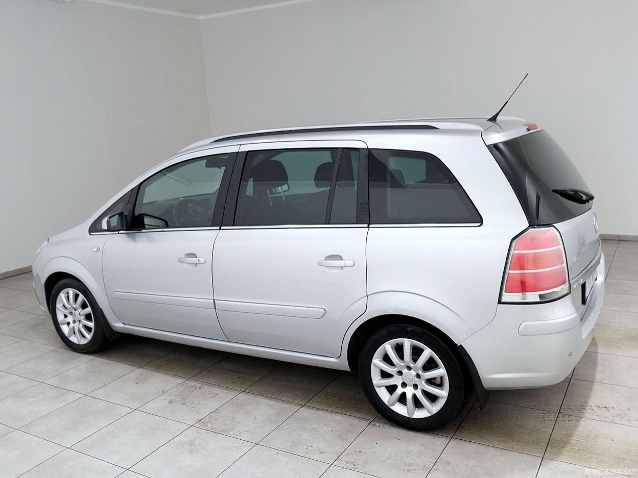 Opel Zafira | 1