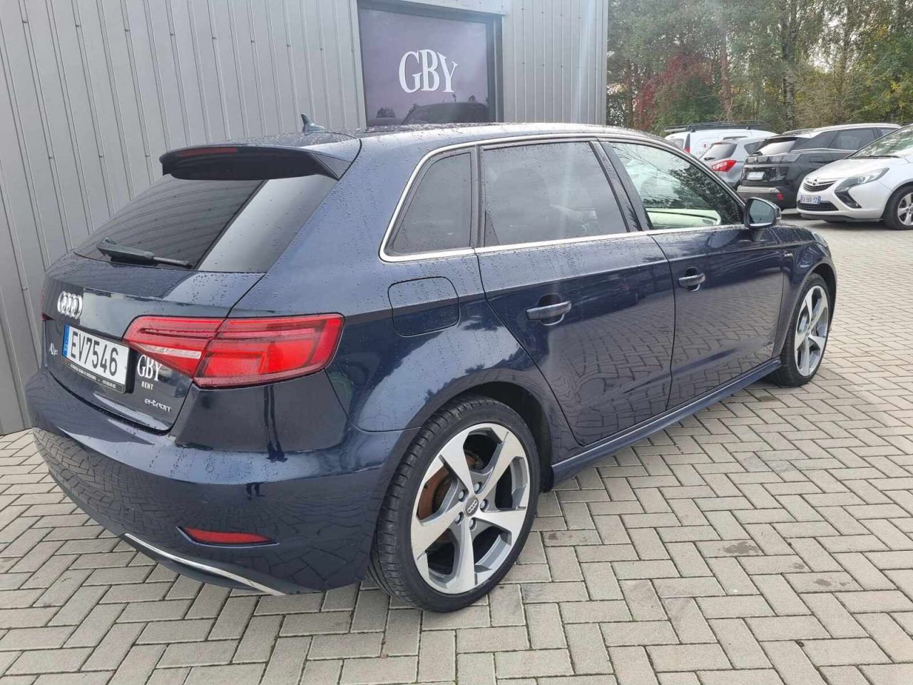 Audi A3 | 4