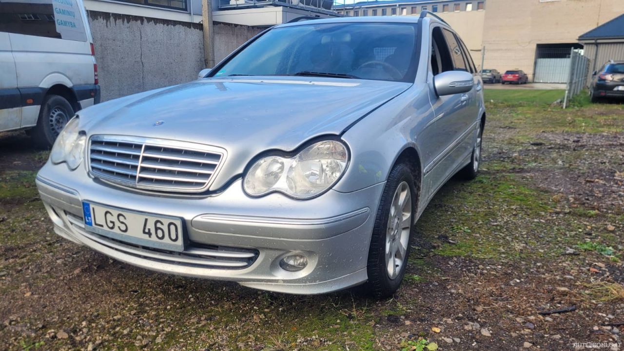 Mercedes-Benz C220