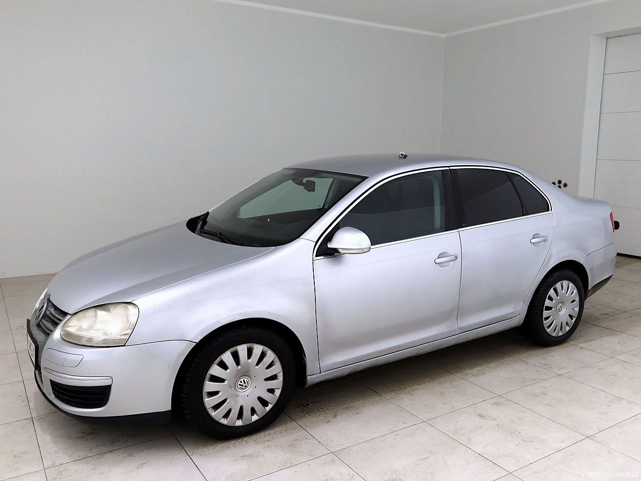 Volkswagen Jetta | 1